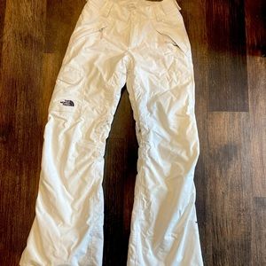 XS womens insulated white North Face ski pants